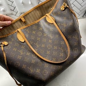 Louis Vuitton Neverfull MM